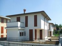 appartamento in palazzina a Calcinato in provincia di Brescia